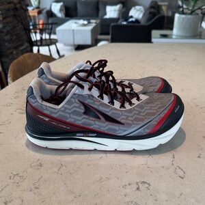 Altra Gray and Red Men's Running Shoes with White Midsole
